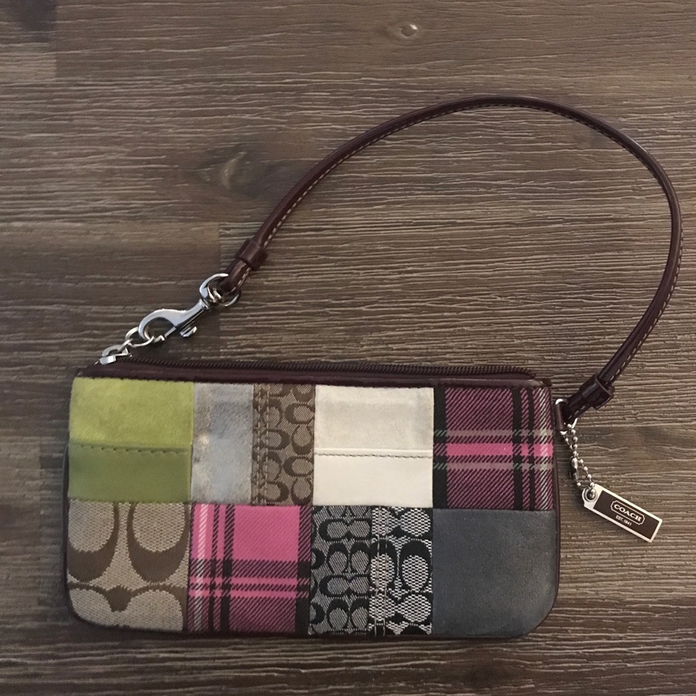 Small authentic COACH wristlet